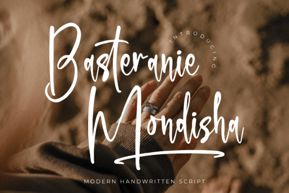 Basteranie Mondisha: A Luxurious Script Font for Modern Web Design